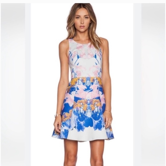 HUNTER BELL HANNAH FLORAL SLEEVELESS DRESS - Picture 3 of 4